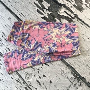LuLaRoe NWOT OS Leggings Overlapping floral print